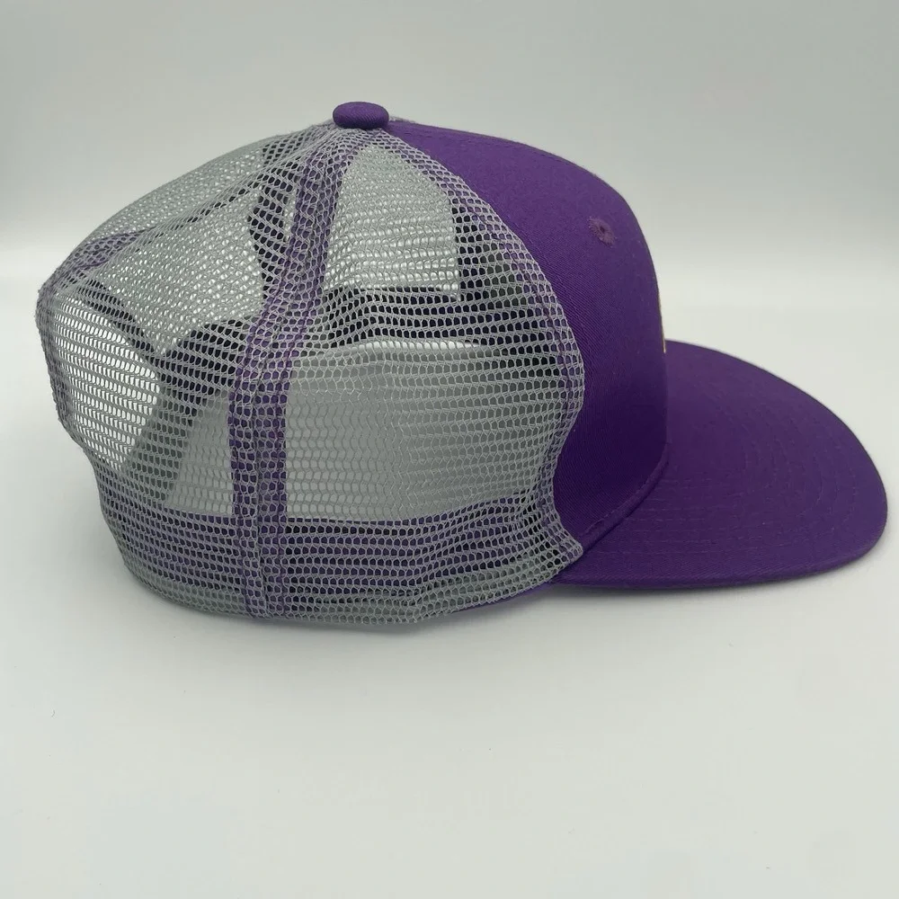 Sportsman men trucker